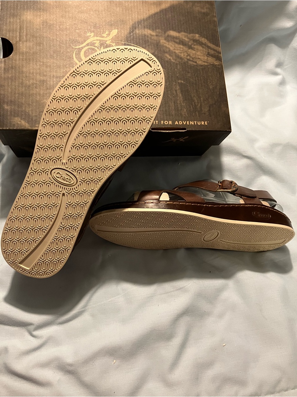 Chaco Women's Brown Leather Cross-Strap Sandals - Picture 4 of 8